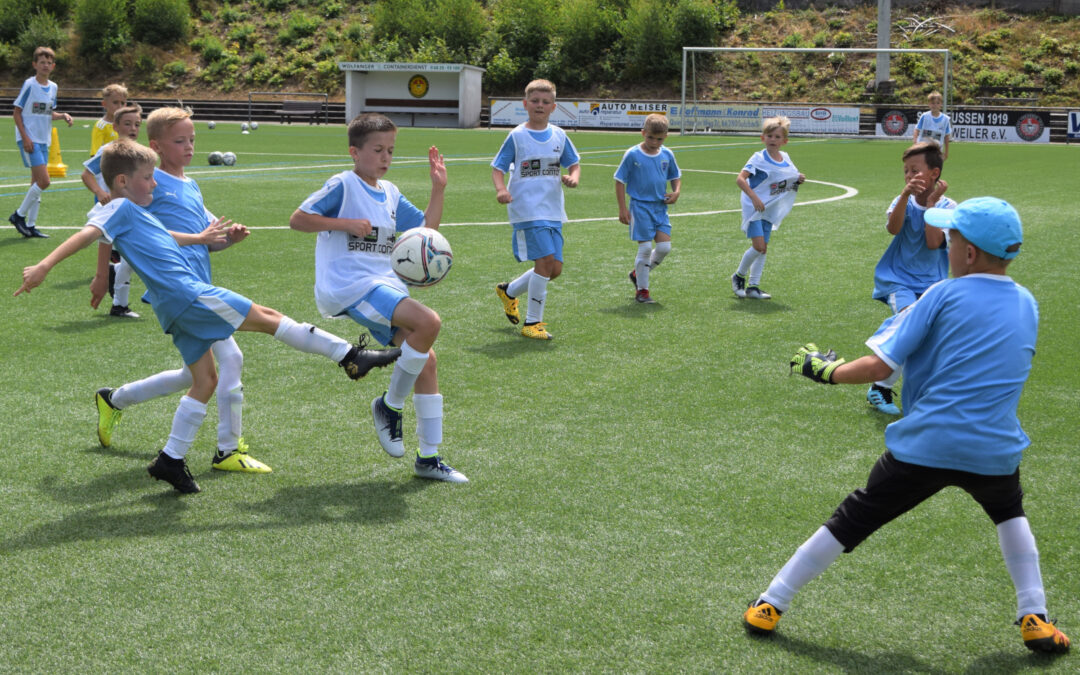 KICK’N BODY:  Fussballcamp im Juli