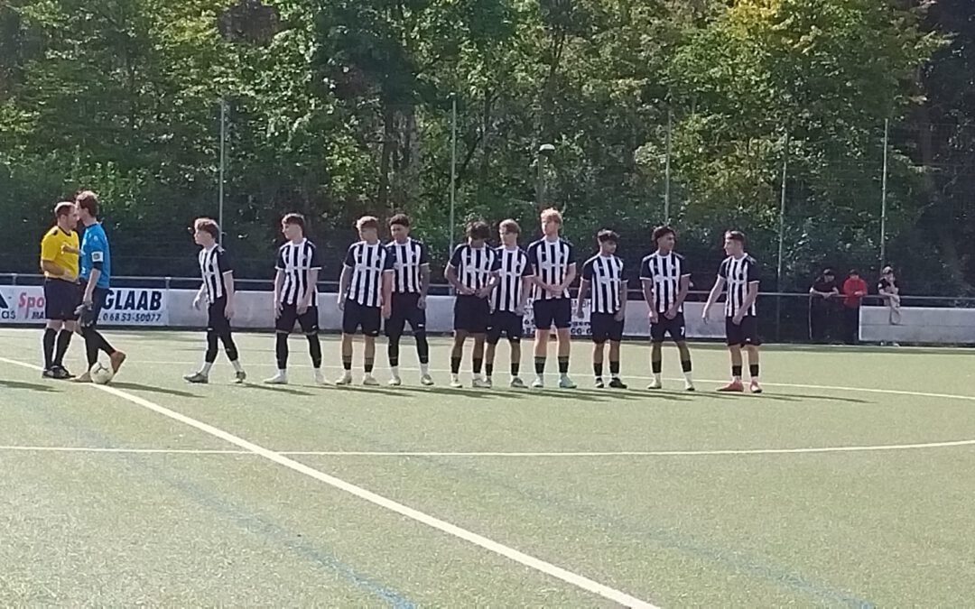 Derby in Unterzahl – U19 erkämpft 1:1 in Hüttigweiler